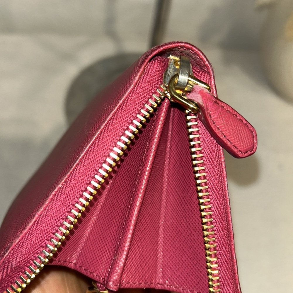 Prada long zippy wallet - Picture 12 of 15